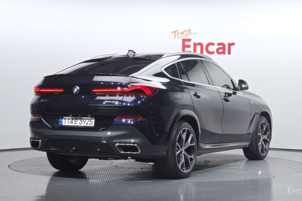 2022 BMW X6 с пробегом 62 353 км