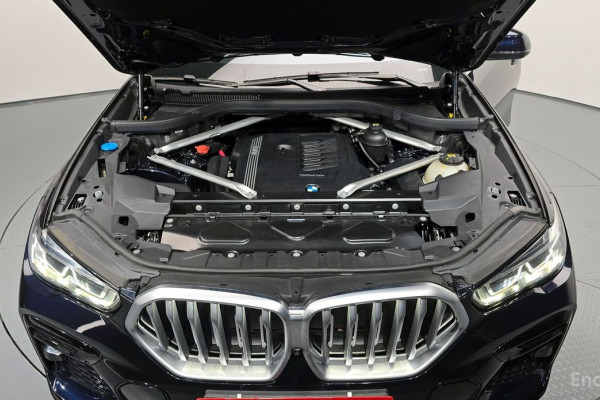 2022 BMW X6 с пробегом 62 353 км