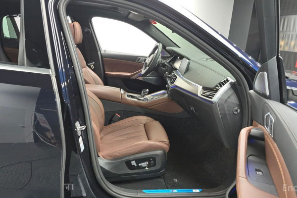 2022 BMW X6 с пробегом 62 353 км