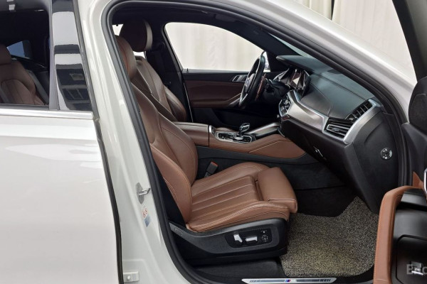 2022 BMW X6 с пробегом 129 012 км