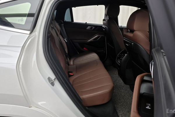 2022 BMW X6 с пробегом 129 012 км