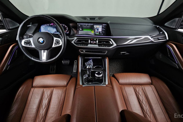 2022 BMW X6 с пробегом 61 775 км