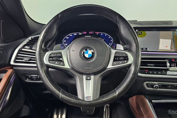 2022 BMW X6 с пробегом 77 910 км