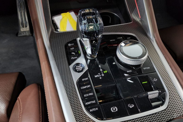 2022 BMW X6 с пробегом 72 903 км