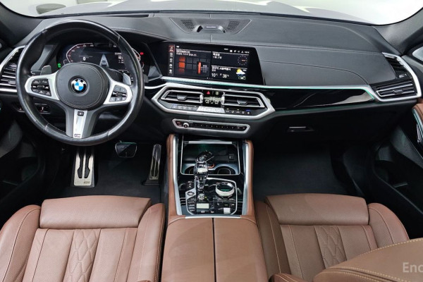 2022 BMW X6 с пробегом 32 062 км