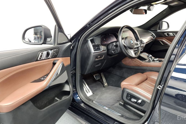 2022 BMW X6 с пробегом 72 903 км