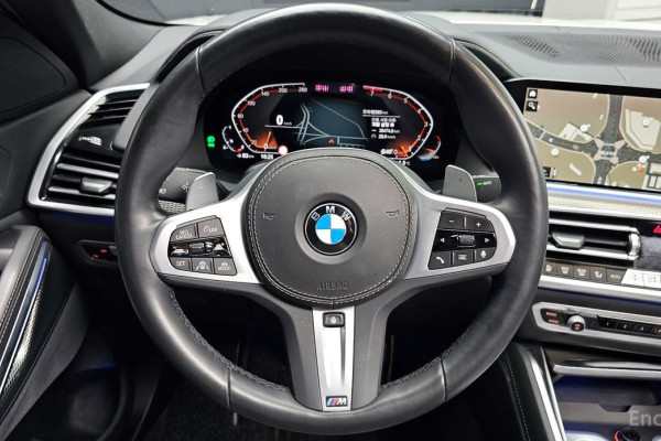 2022 BMW X6 с пробегом 92 393 км