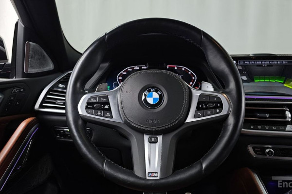 2022 BMW X6 с пробегом 61 775 км