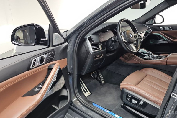 2022 BMW X6 с пробегом 32 062 км