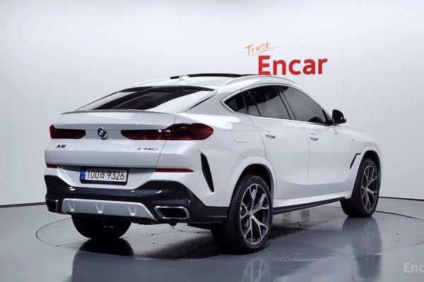 2022 BMW X6 с пробегом 144 376 км