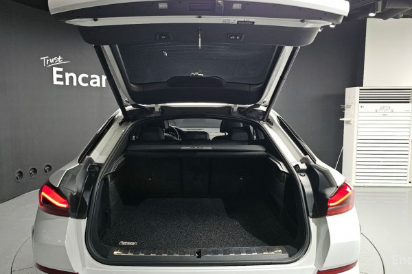 2022 BMW X6 с пробегом 92 393 км