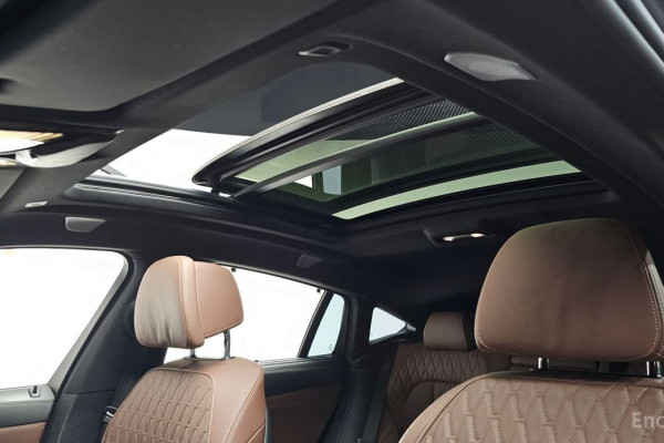 2022 BMW X6 с пробегом 32 062 км