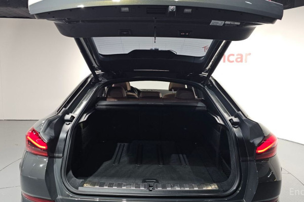 2022 BMW X6 с пробегом 32 062 км