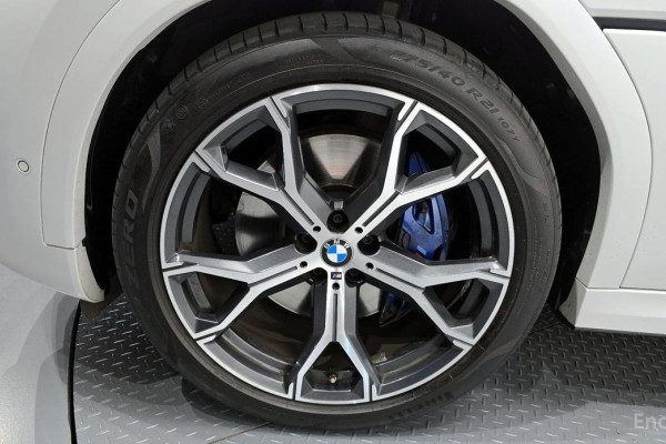 2022 BMW X6 с пробегом 66 425 км