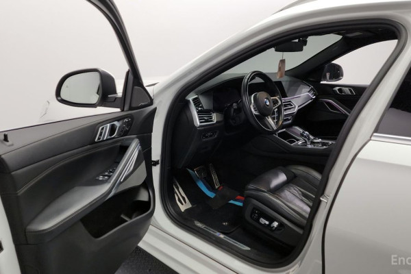 2022 BMW X6 с пробегом 144 376 км