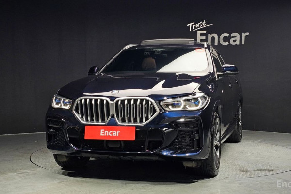 2022 BMW X6 с пробегом 24 839 км