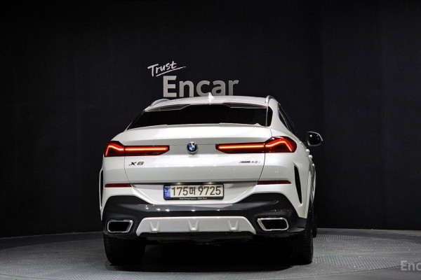 2022 BMW X6 с пробегом 56 531 км