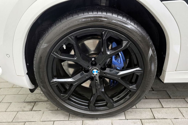 2022 BMW X6 с пробегом 56 531 км