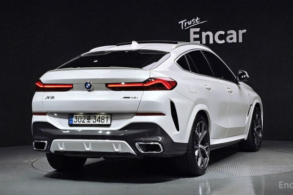 2022 BMW X6 с пробегом 77 128 км