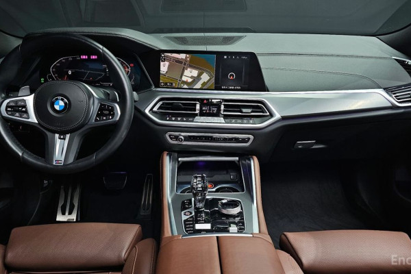 2022 BMW X6 с пробегом 24 839 км