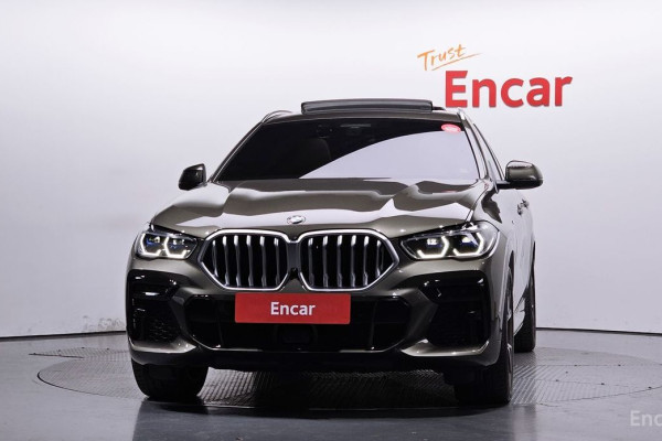 2022 BMW X6 с пробегом 21 657 км