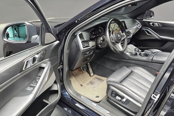 2022 BMW X6 с пробегом 47 496 км