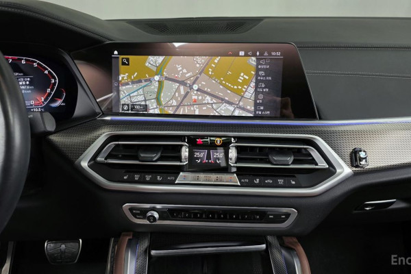 2022 BMW X6 с пробегом 56 531 км