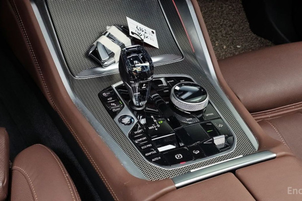 2022 BMW X6 с пробегом 21 657 км