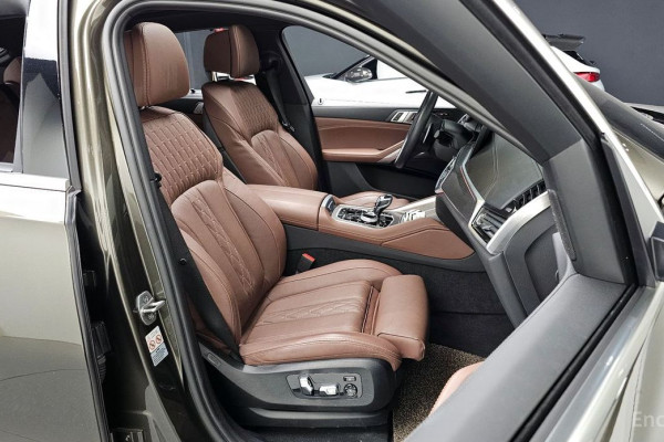 2022 BMW X6 с пробегом 21 657 км