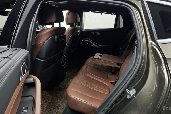 2022 BMW X6 с пробегом 21 657 км