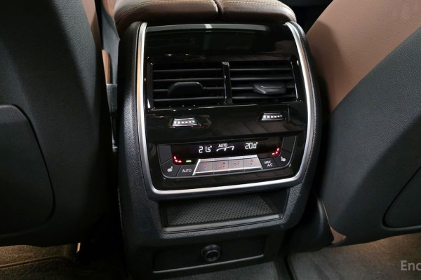 2022 BMW X6 с пробегом 56 531 км