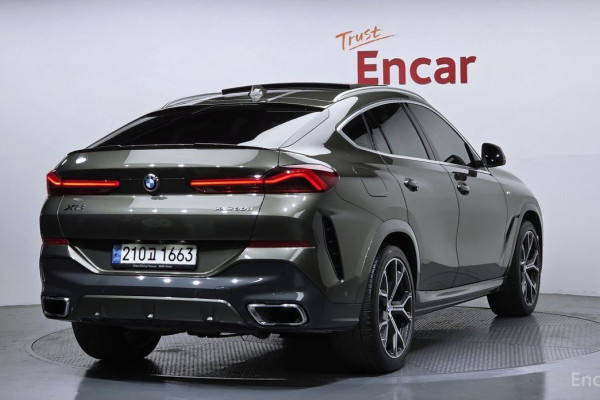 2022 BMW X6 с пробегом 107 571 км