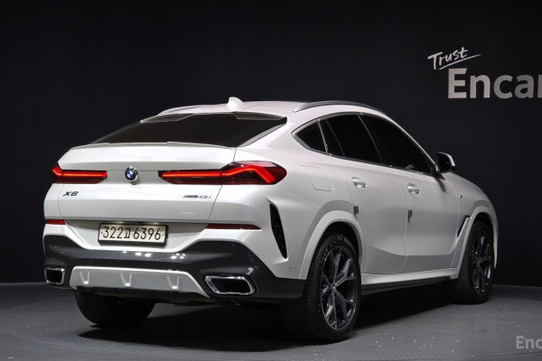 2022 BMW X6 с пробегом 31 207 км