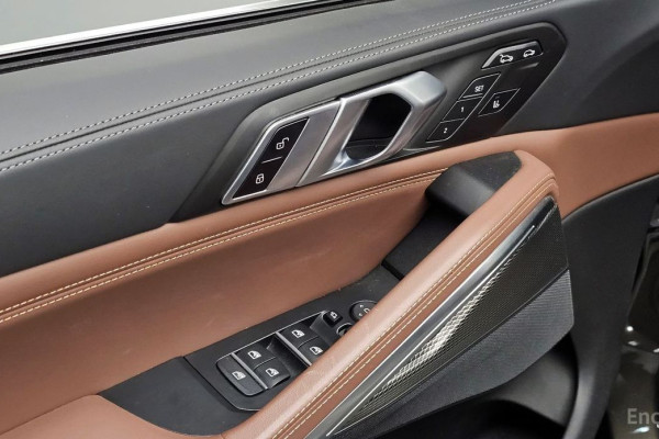 2022 BMW X6 с пробегом 21 657 км