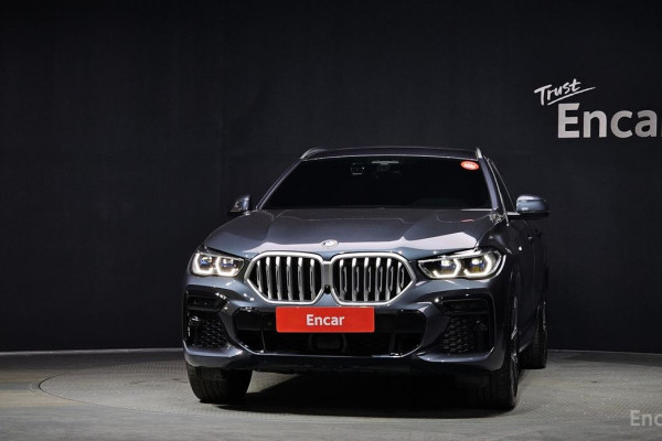 2022 BMW X6 с пробегом 33 859 км