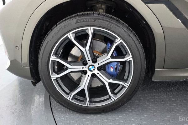 2022 BMW X6 с пробегом 107 571 км