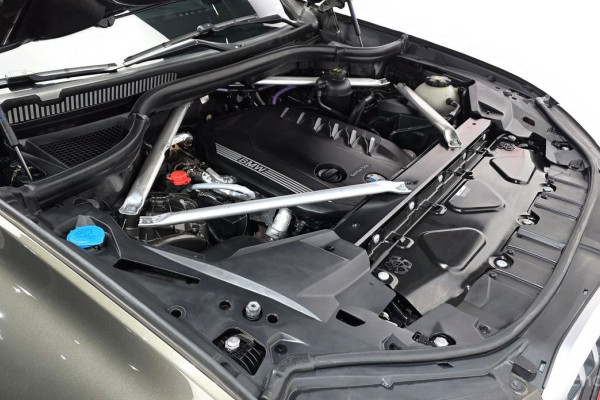 2022 BMW X6 с пробегом 107 571 км