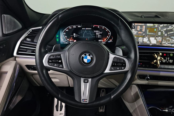 2022 BMW X6 с пробегом 28 003 км