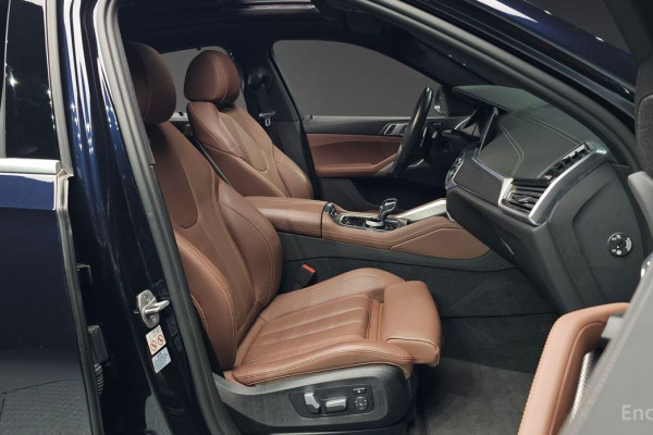 2022 BMW X6 с пробегом 33 463 км