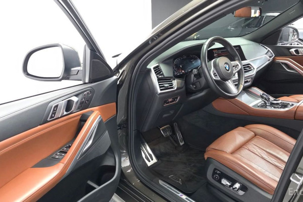 2022 BMW X6 с пробегом 107 571 км