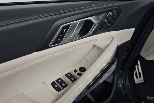 2022 BMW X6 с пробегом 28 003 км