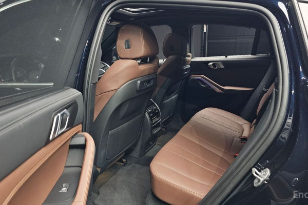 2022 BMW X6 с пробегом 33 463 км