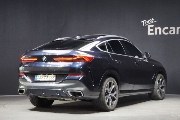 2022 BMW X6 с пробегом 76 463 км