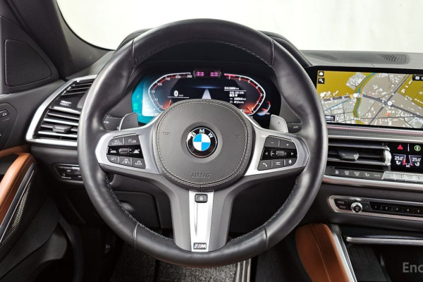 2022 BMW X6 с пробегом 33 859 км