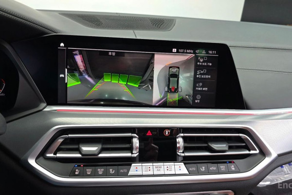 2022 BMW X6 с пробегом 107 571 км