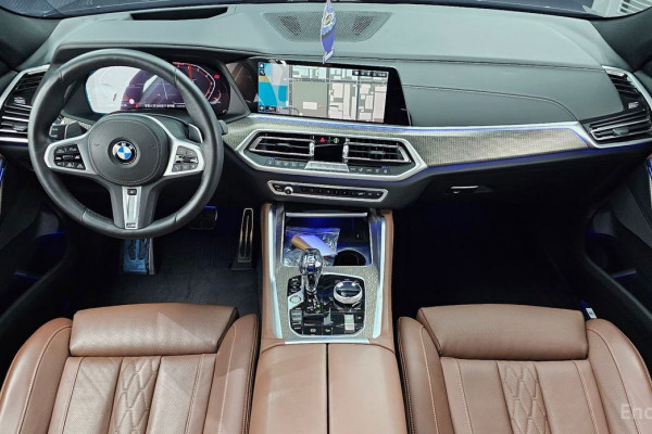 2022 BMW X6 с пробегом 27 571 км