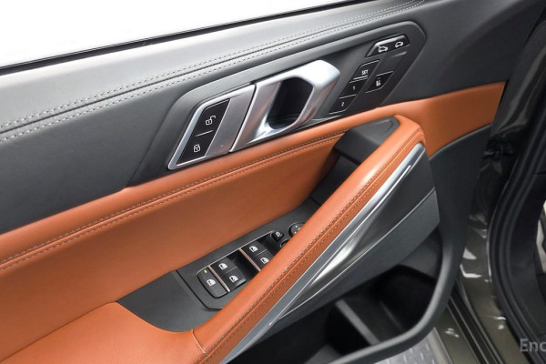 2022 BMW X6 с пробегом 107 571 км