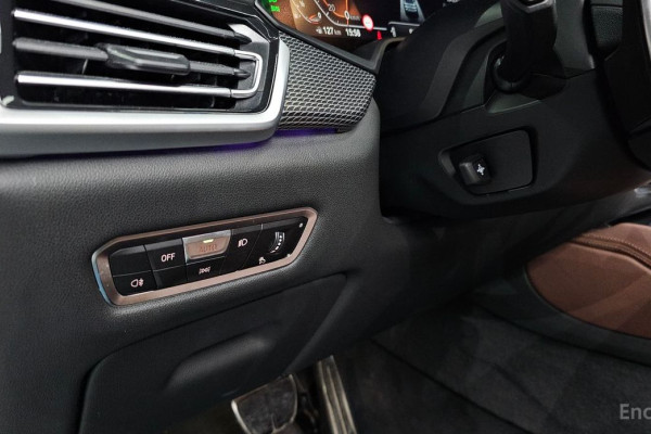 2022 BMW X6 с пробегом 33 463 км