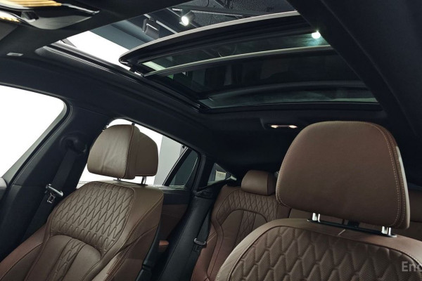 2022 BMW X6 с пробегом 42 060 км