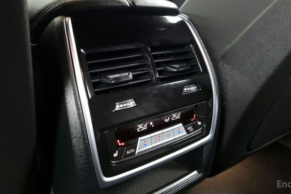 2022 BMW X6 с пробегом 31 207 км